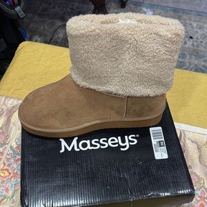 Masseys® Heavenly (Women's) shearling faux suede Booties size 12